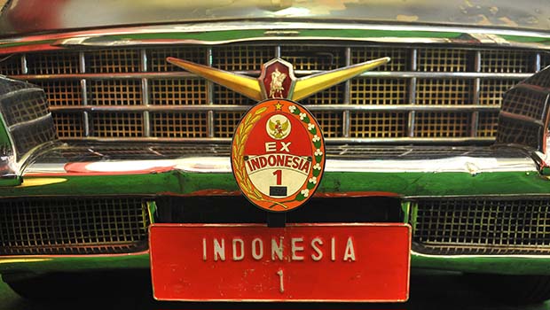 Melihat Sejarah Indonesia Lewat Mobil Tua 4