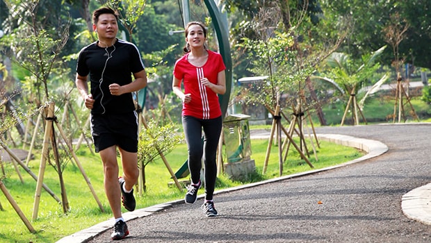 ilustrasi seorang pria dan wanita sedang jogging