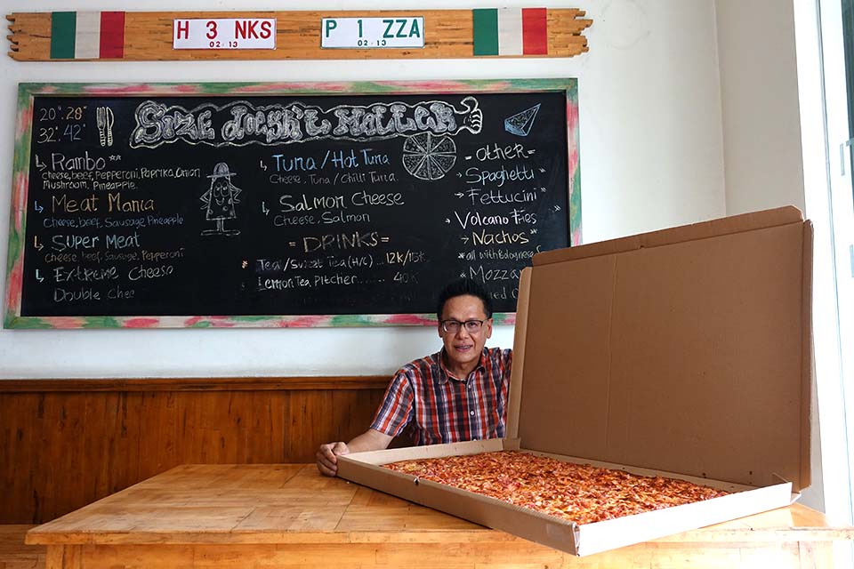 Henky Subur, pendiri henk's pizza