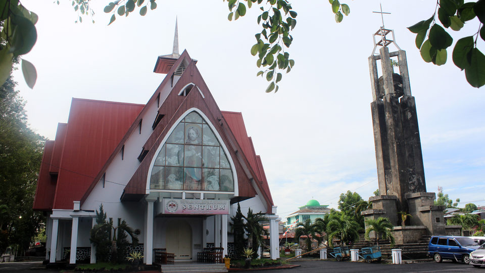 Gereja Sentrum Gereja tertua di Manado
